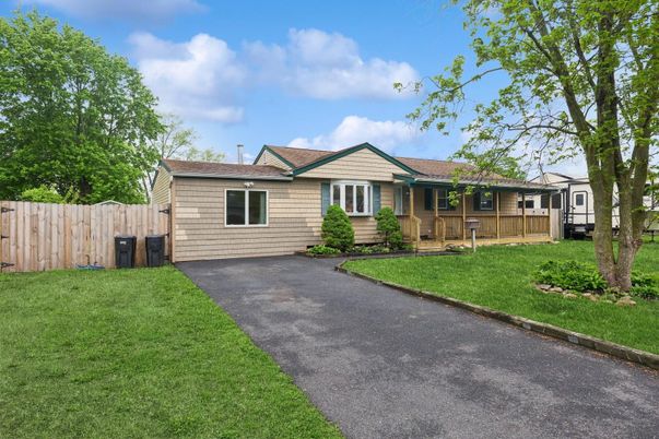 Backyard, Exterior, Facade, Cape Cod