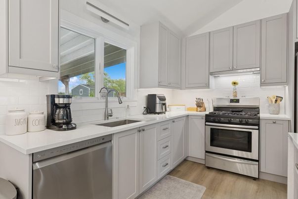 Interior, Kitchen, Stainless Steel Appliances, Wood Texture Flooring