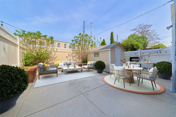 Backyard, Exterior