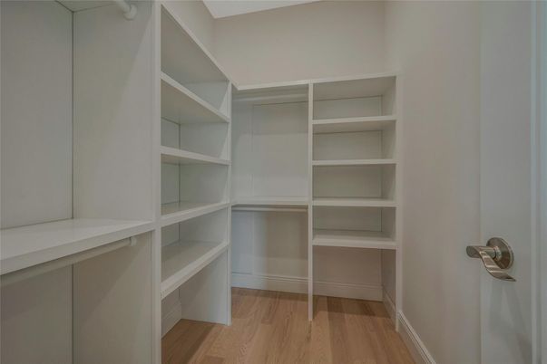 Interior, Walk-in Closets, Wood Texture Flooring