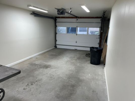 Garage, Interior
