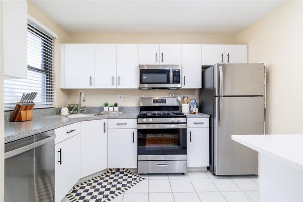 Interior, Kitchen, Stainless Steel Appliances