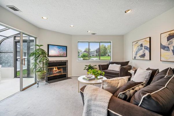 Fireplace, Interior, Living room, Recessed Lighting