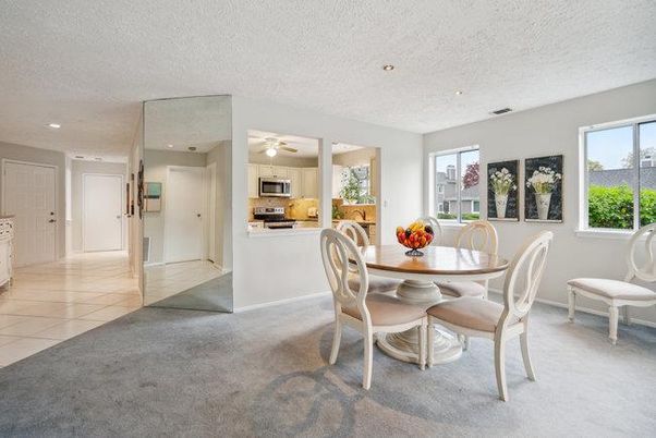 Dining room, Interior, Kitchen, Recessed Lighting