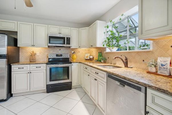 Interior, Kitchen, Stainless Steel Appliances