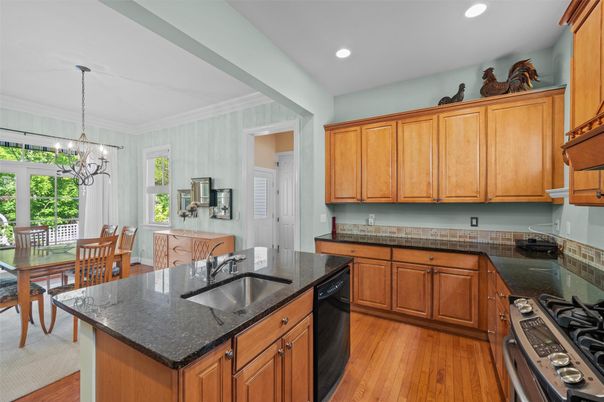 Dining room, Interior, Kitchen, Pendant Lights, Recessed Lighting, Wood Texture Flooring