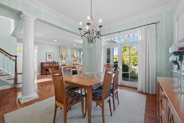 Chandelier, Dining room, Interior, Recessed Lighting, Wood Texture Flooring