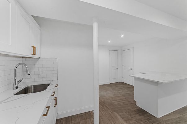 Interior, Kitchen, Recessed Lighting, Wood Texture Flooring