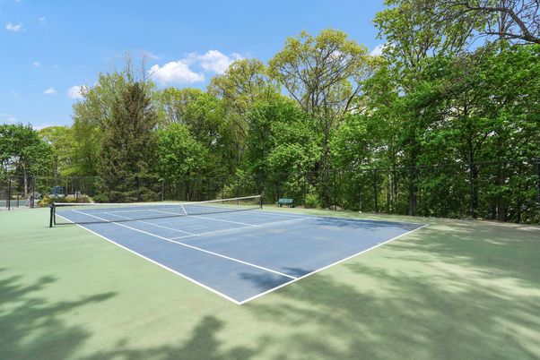 Exterior, Tennis Courts