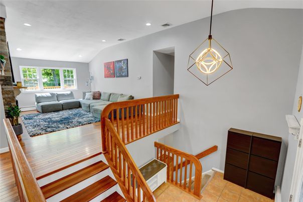 Interior, Living room, Pendant Lights, Recessed Lighting