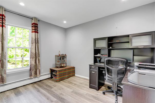 Home Office, Interior, Recessed Lighting, Wood Texture Flooring