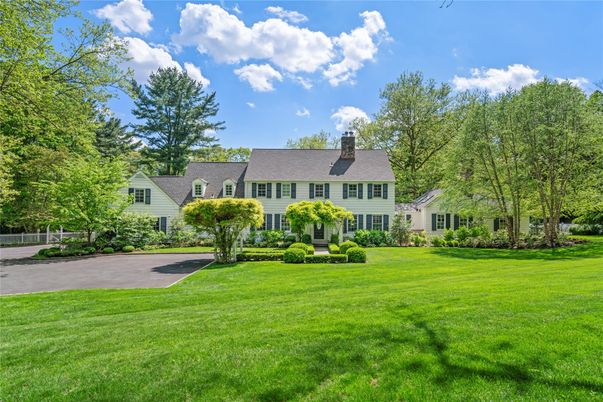 Backyard, Exterior, Facade, French Provincial