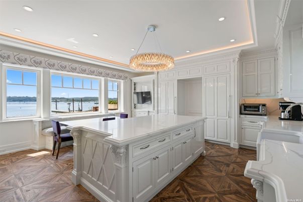 Chandelier, Interior, Kitchen, Recessed Lighting, Water, Wood Texture Flooring