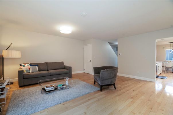 Interior, Living room, Pendant Lights, Wood Texture Flooring