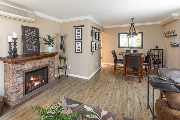 Dining room, Fireplace, Interior, Pendant Lights, Wood Texture Flooring
