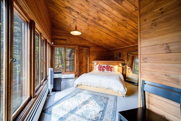 Bedroom, Interior, Pendant Lights, Wooden Ceilings, Wooden Walls