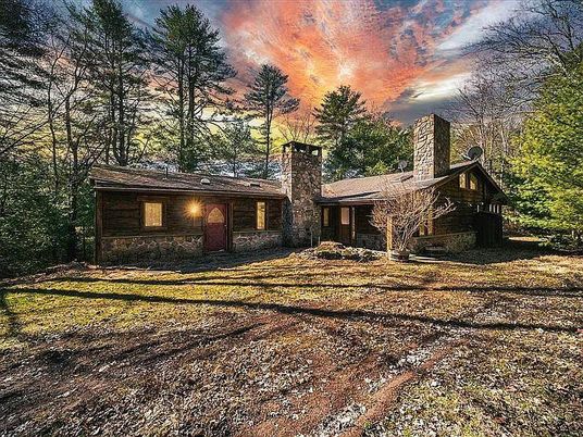 Backyard, Exterior, Facade, Log Home