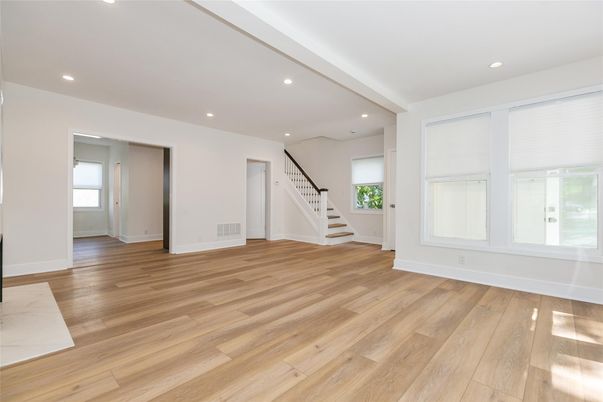 Empty room, Interior, Recessed Lighting, Wood Texture Flooring