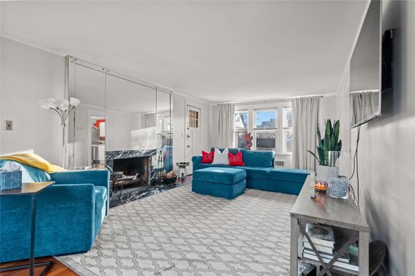 Fireplace, Interior, Living room