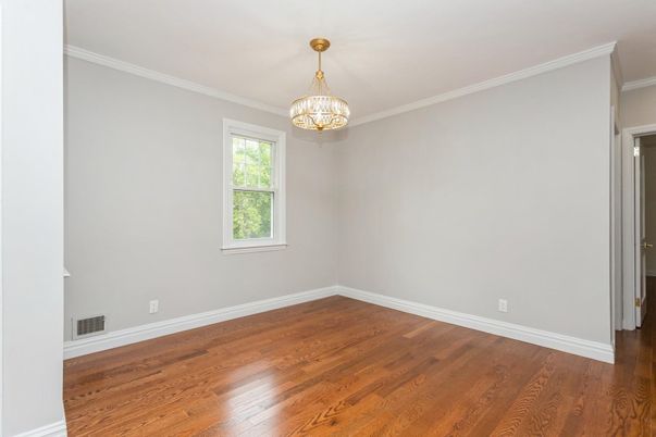 Chandelier, Empty room, Interior, Wood Texture Flooring