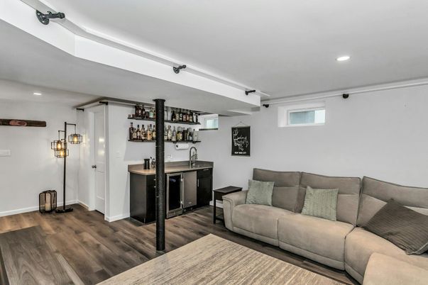 Interior, Living room, Pendant Lights, Recessed Lighting, Wood Texture Flooring