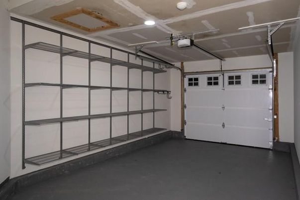 Garage, Interior