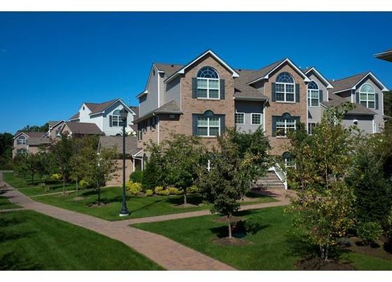 Exterior, Facade, Brick Facade, Brick Traditional