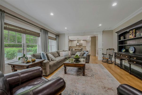 Interior, Kitchen, Living room, Pendant Lights, Recessed Lighting, Wood Texture Flooring