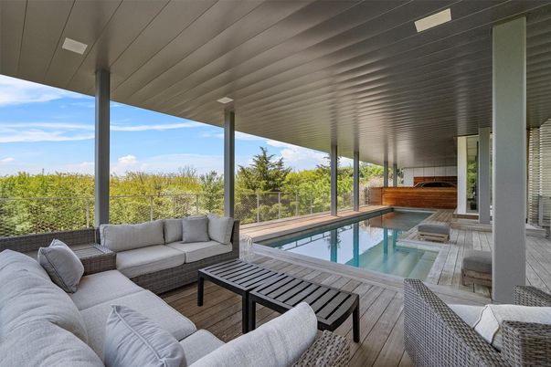 Exterior, Interior, Pool