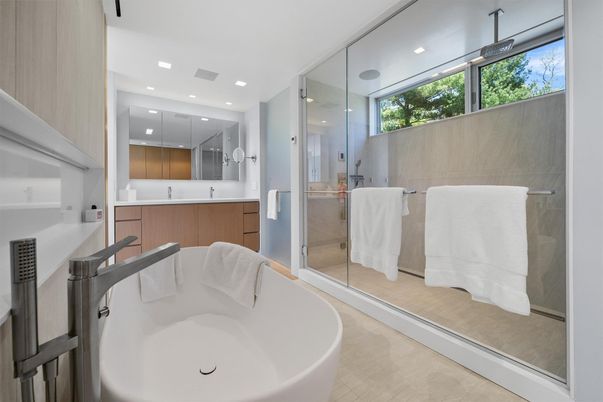Bathroom, Free Standing Baths, Glass Shower, Interior, Recessed Lighting