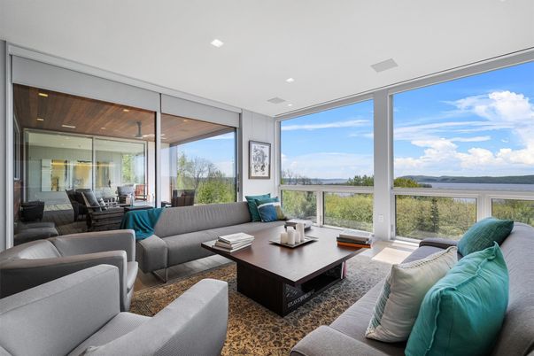 Interior, Living room, Recessed Lighting, Water