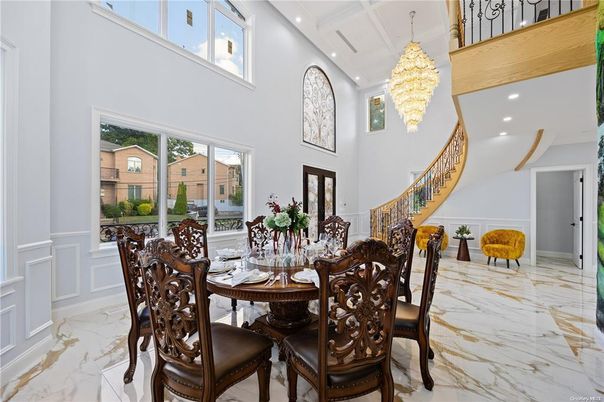 Chandelier, Dining room, Interior, Marble, Recessed Lighting