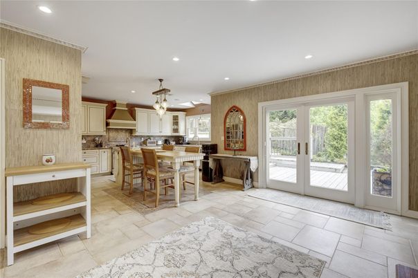 Dining room, Interior, Kitchen, Pendant Lights, Recessed Lighting