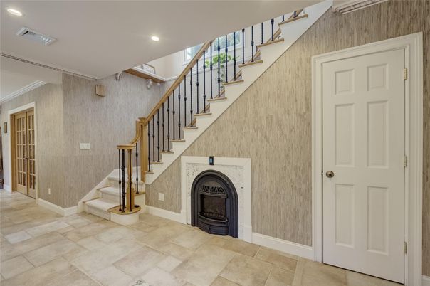 Fireplace, Interior, Recessed Lighting