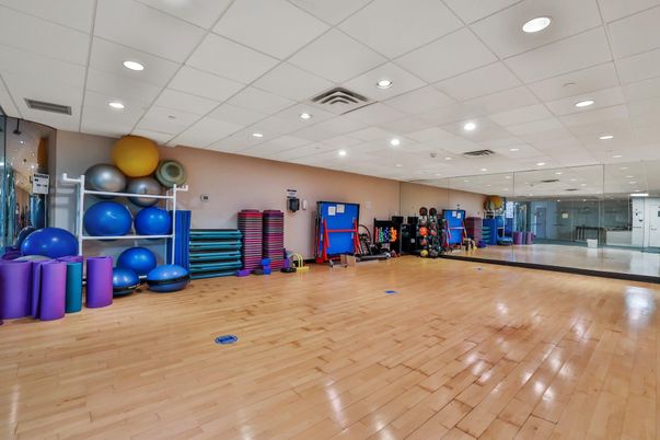 Fitness Equipment, Interior, Recessed Lighting, Wood Texture Flooring