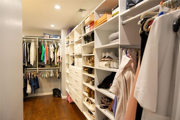 Interior, Recessed Lighting, Walk-in Closets, Wood Texture Flooring