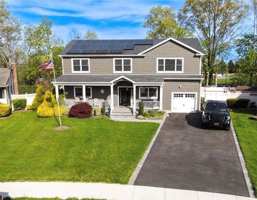 Attached, Exterior, Facade, Solar Panels, Split Level