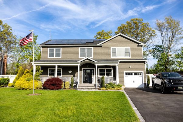 Attached, Exterior, Facade, Solar Panels, Queen Anne Victorian