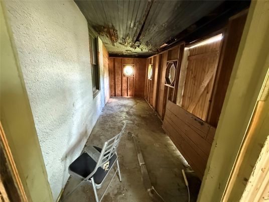 Interior, Wooden Walls