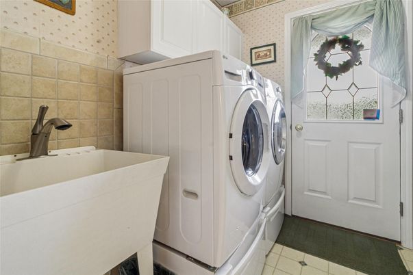 Interior, Utility Closets, Washer