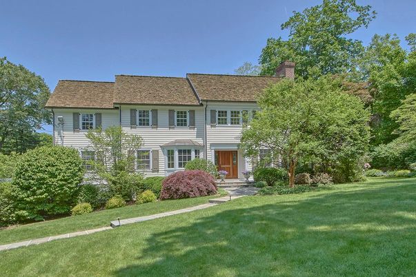 Backyard, Exterior, Facade, French Provincial