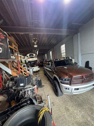 Garage, Interior, Stone Walls