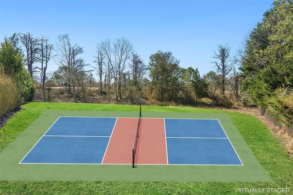 Exterior, Tennis Courts
