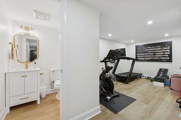 Fitness Equipment, Interior, Recessed Lighting, Wood Texture Flooring