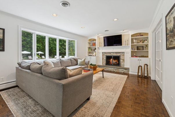 Fireplace, Interior, Living room, Recessed Lighting, Wood Texture Flooring