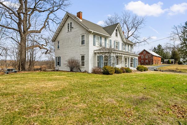 Backyard, Exterior, Facade, Brick Facade, Farmhouse