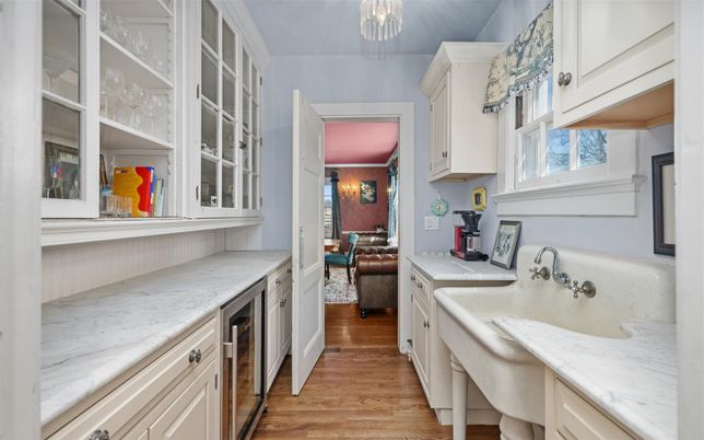 Interior, Kitchen, Pendant Lights, Wood Texture Flooring