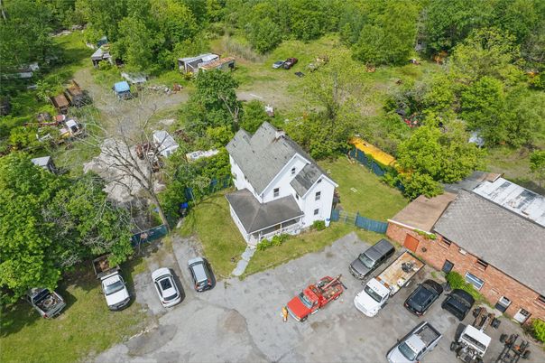 Exterior, Drone