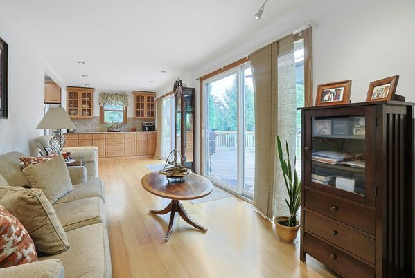 Interior, Kitchen, Living room, Recessed Lighting, Wood Texture Flooring