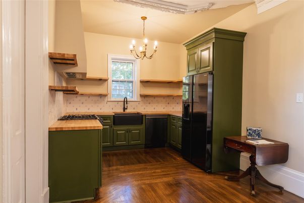 Chandelier, Interior, Kitchen, Wood Texture Flooring